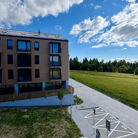 Family Gerlachov, Vysoke Tatry - Free Indoor Parking Apartament