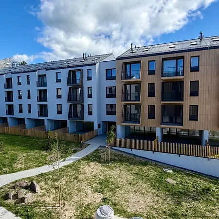 Family Gerlachov, Vysoke Tatry - Free Indoor Parking