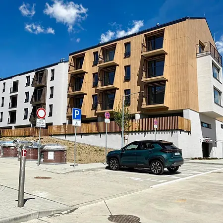 Family Gerlachov, Vysoke Tatry - Free Indoor Parking *