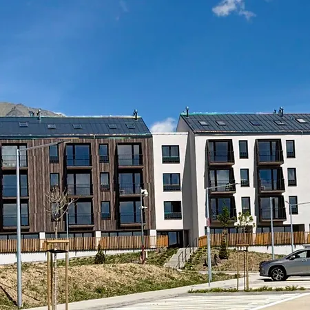 Family Gerlachov, Vysoke Tatry - Free Indoor Parking Apartament *
