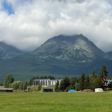 Family Gerlachov, Vysoke Tatry - Free Indoor Parking Apartament *